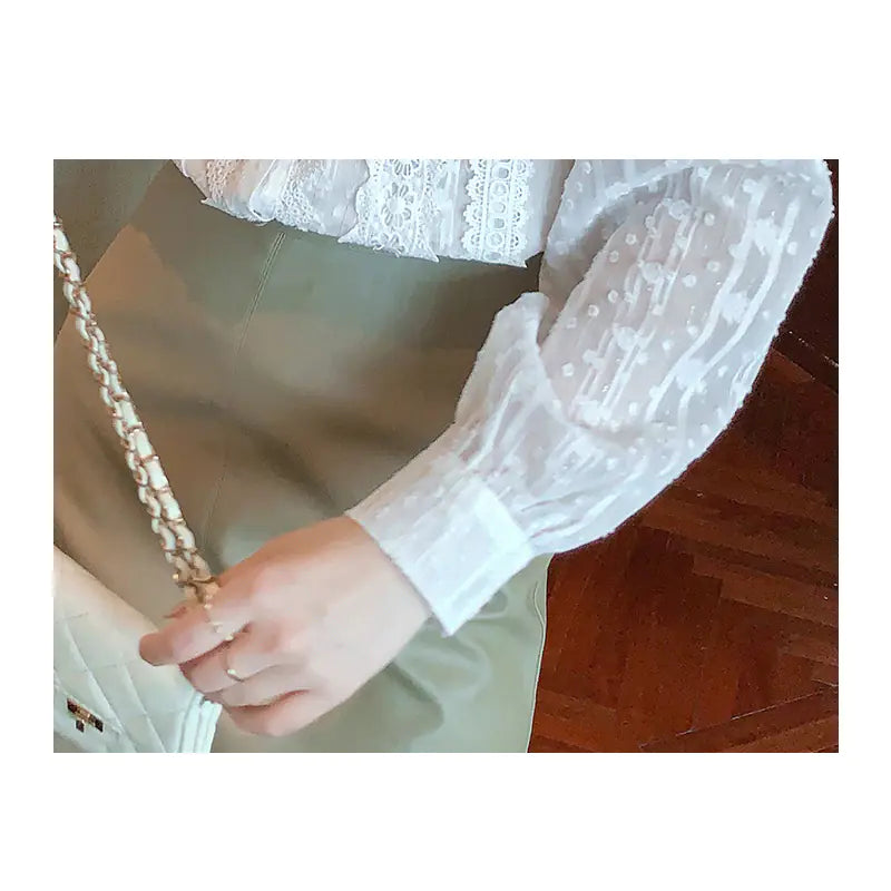 Elegant Lace Women's Shirt for Autumn Fashion